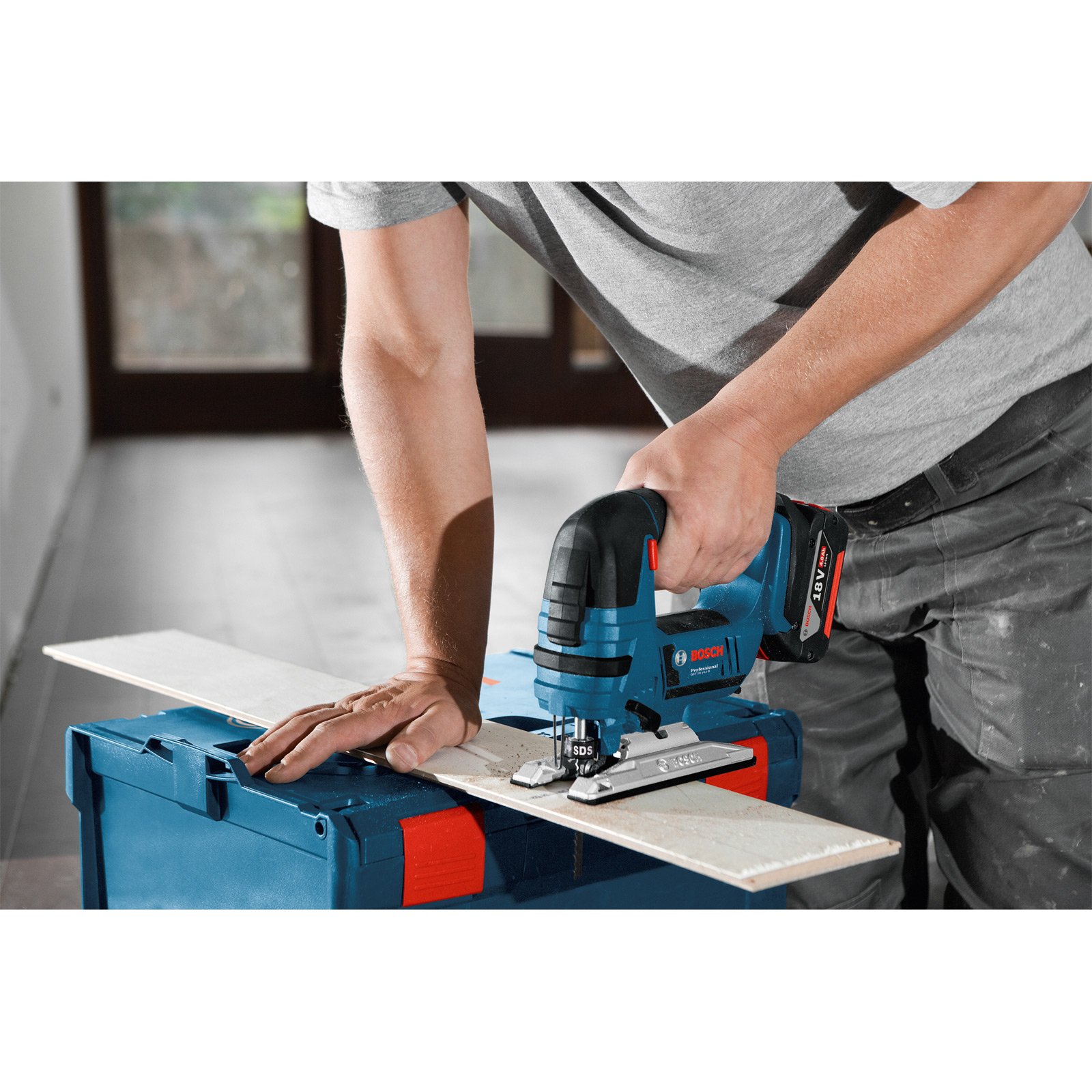 Bosch Akku-Stichsäge GST 18V-LI B Solo in L-Boxx - 06015A6101