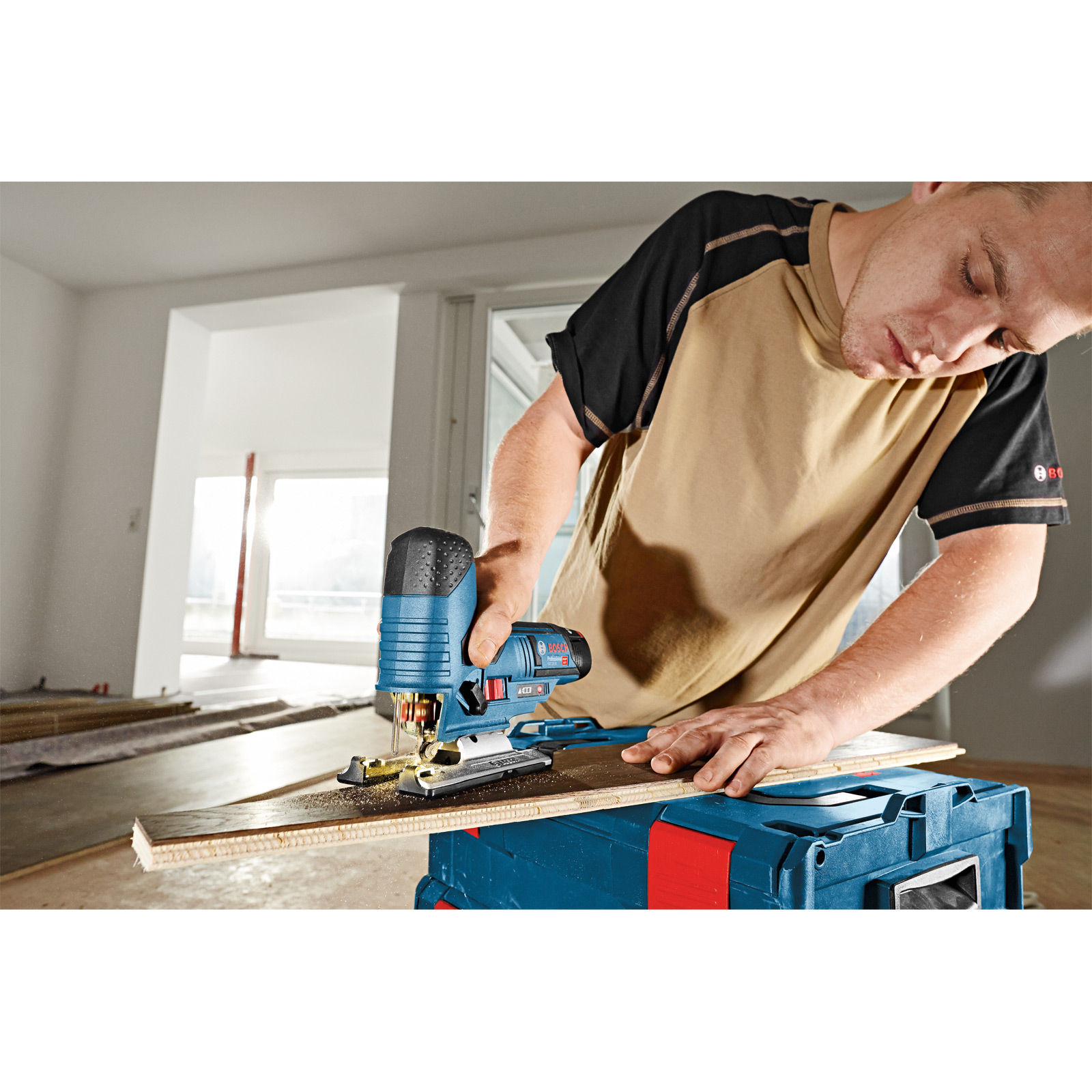 Bosch Akku-Stichsäge GST 12V-70 / 2x 4,0 Ah Akku + Ladegerät im Softbag