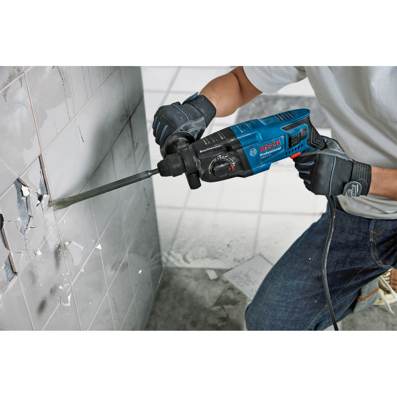 Bosch Bohrhammer GBH 2-21 mit SDS plus im Koffer - 06112A6001